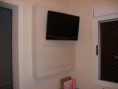 Painel para tv com aparelhos embutidos